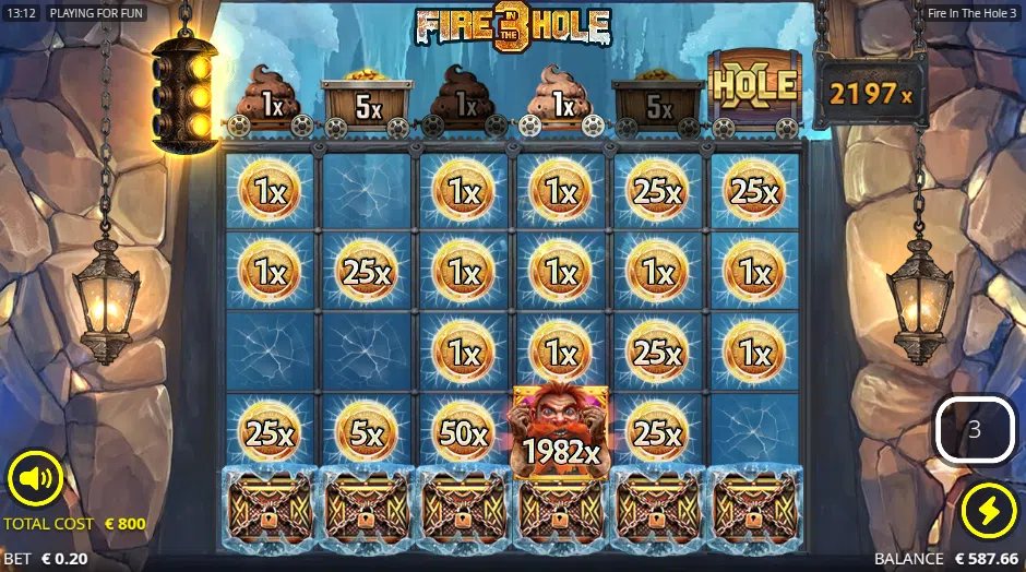 La grille de 6 colonnes est remplie de pièces d'or affichant des multiplicateurs de mise (1x, 5x, 25x, 50x).